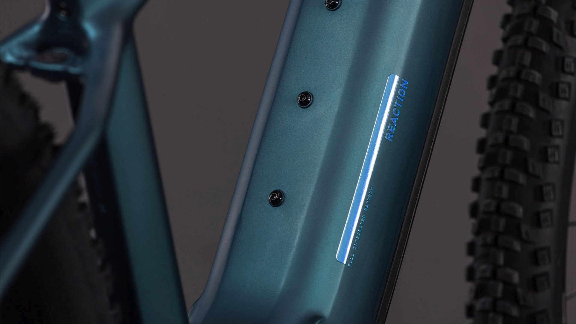 CUBE REACTION HYBRID ONE 600 eMTB BIKE 2026 ROYALGREEN' N 'PRISM