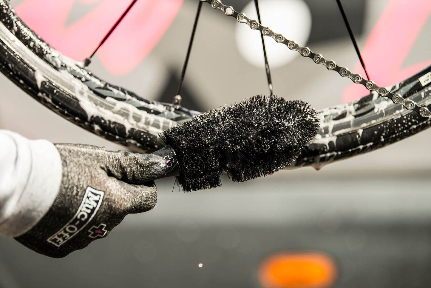 MUC-OFF WHEEL & COMPONENT BRUSH