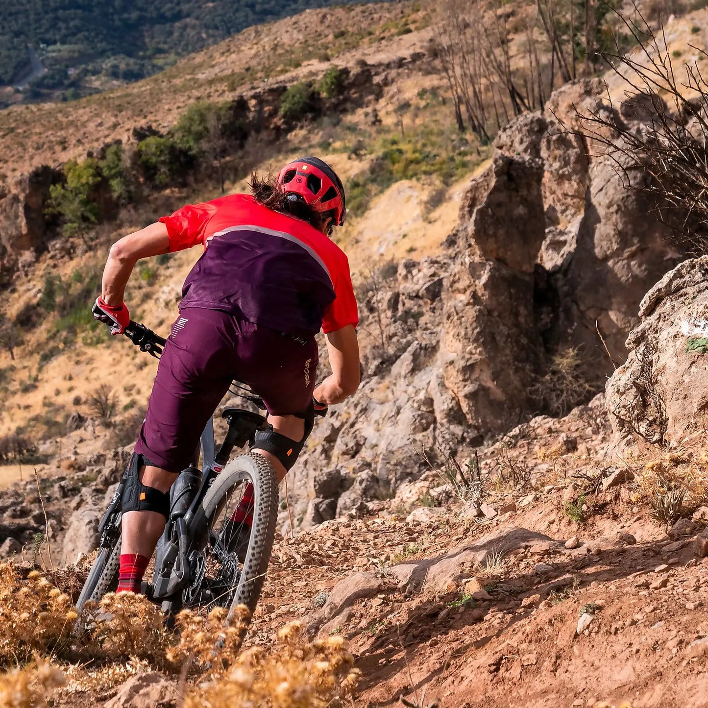 ENDURA SINGLETRACK CORE TEE II - AUBERGINE