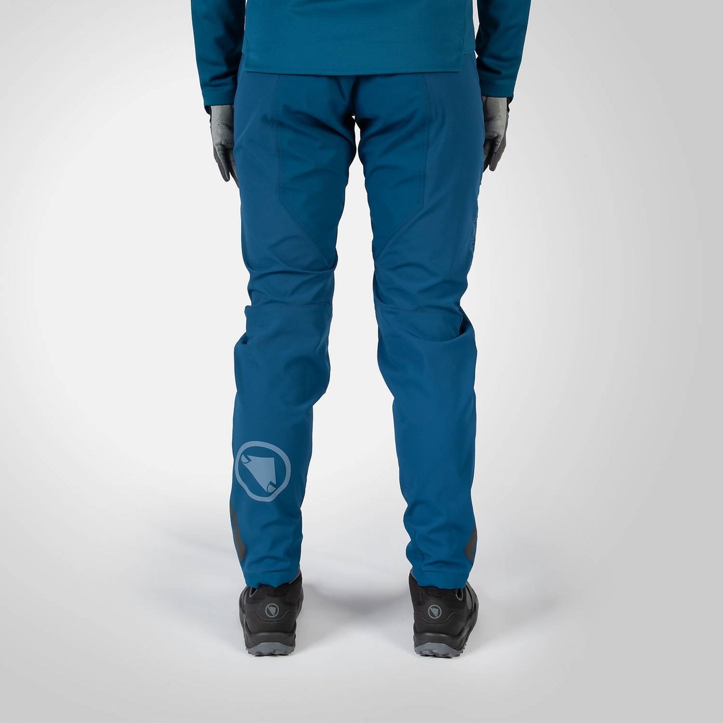 ENDURA WOMEN'S MT500 SPRAY BAGGY TROUSER II BLUEBERRY