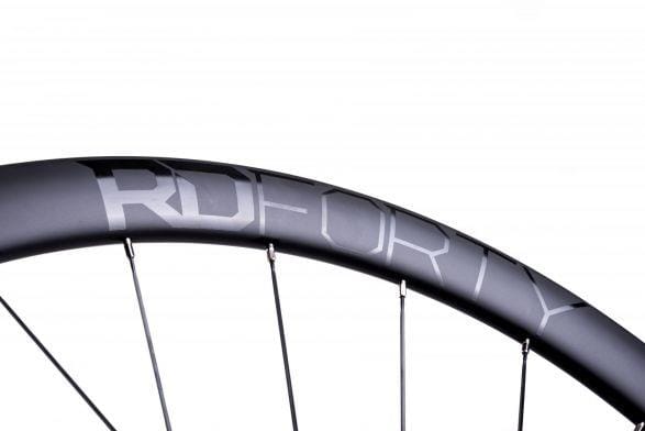 HOPE RD4O CARBON RS4 S-PULL CENTRE LOCK REAR WHEEL