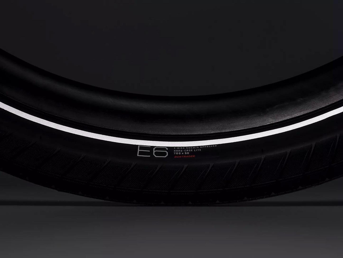 BONTRAGER E6 HARD-CASE LITE 700c x 50mm eBIKE TYRE REFLECTIVE