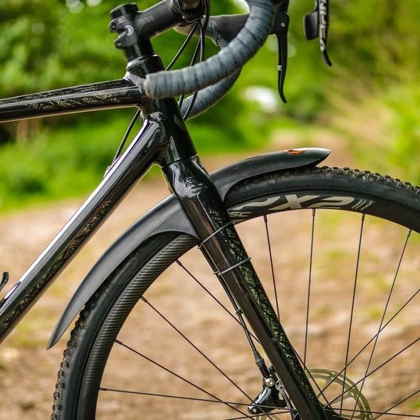 MUDHUGGER GRAVEL GUARD - FRONT