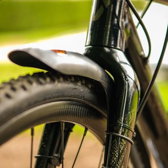 MUDHUGGER GRAVEL FRONT FENDER