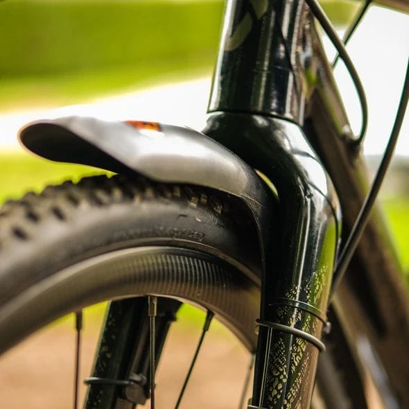 MUDHUGGER GRAVEL GUARD - FRONT