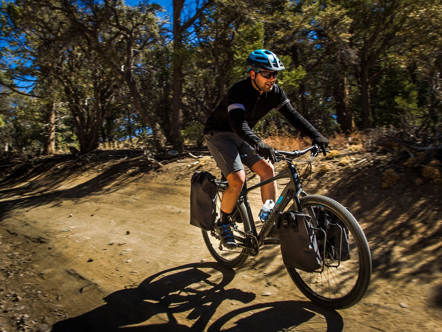 GIANT SYCAMORE S 700x38c GRAVEL TYRE