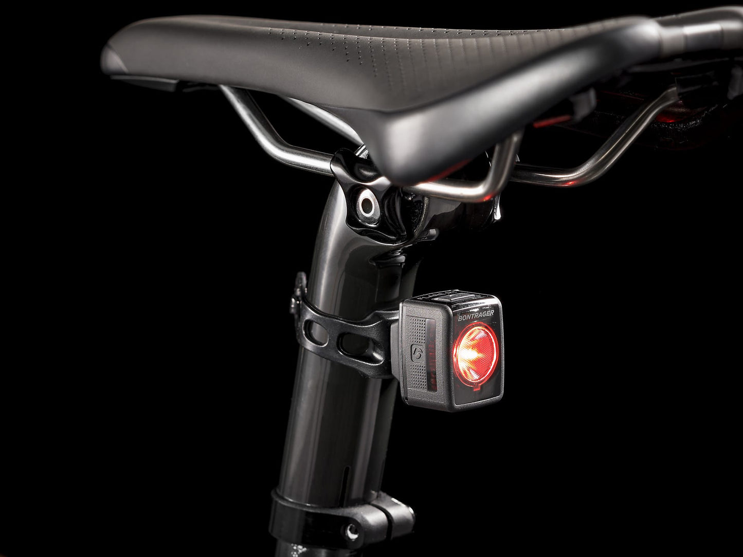 TREK CARBON SEAT MAST CAP - BLACK