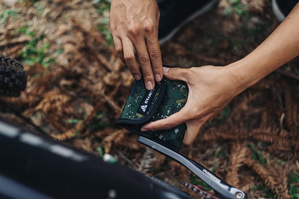 GRANITE PITA PEDAL COVER FOR FLAT PEDALS - GREEN CAMO