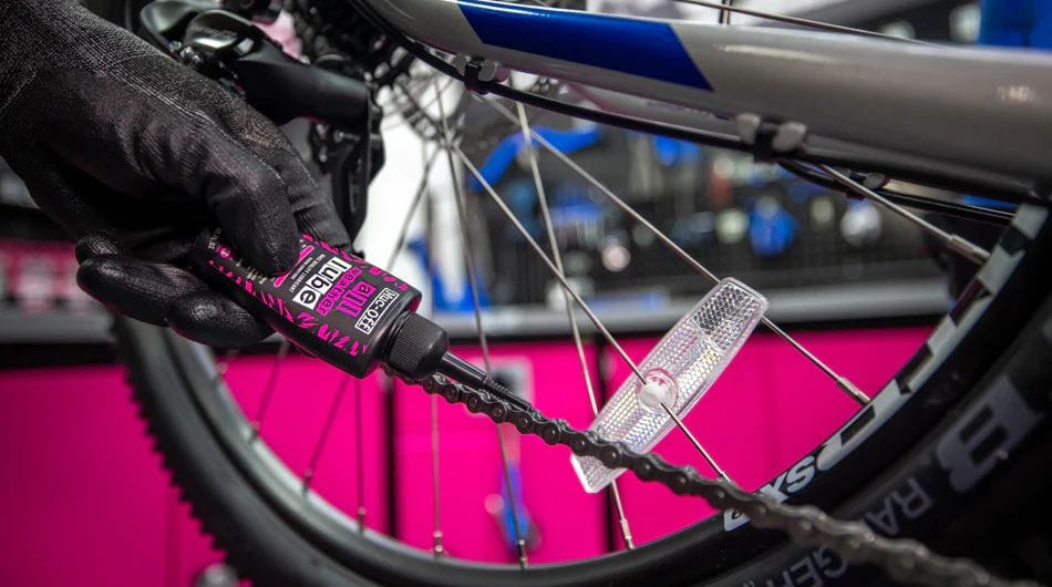 MUC-OFF ALL-WEATHER LUBE CHAIN OIL 120ml