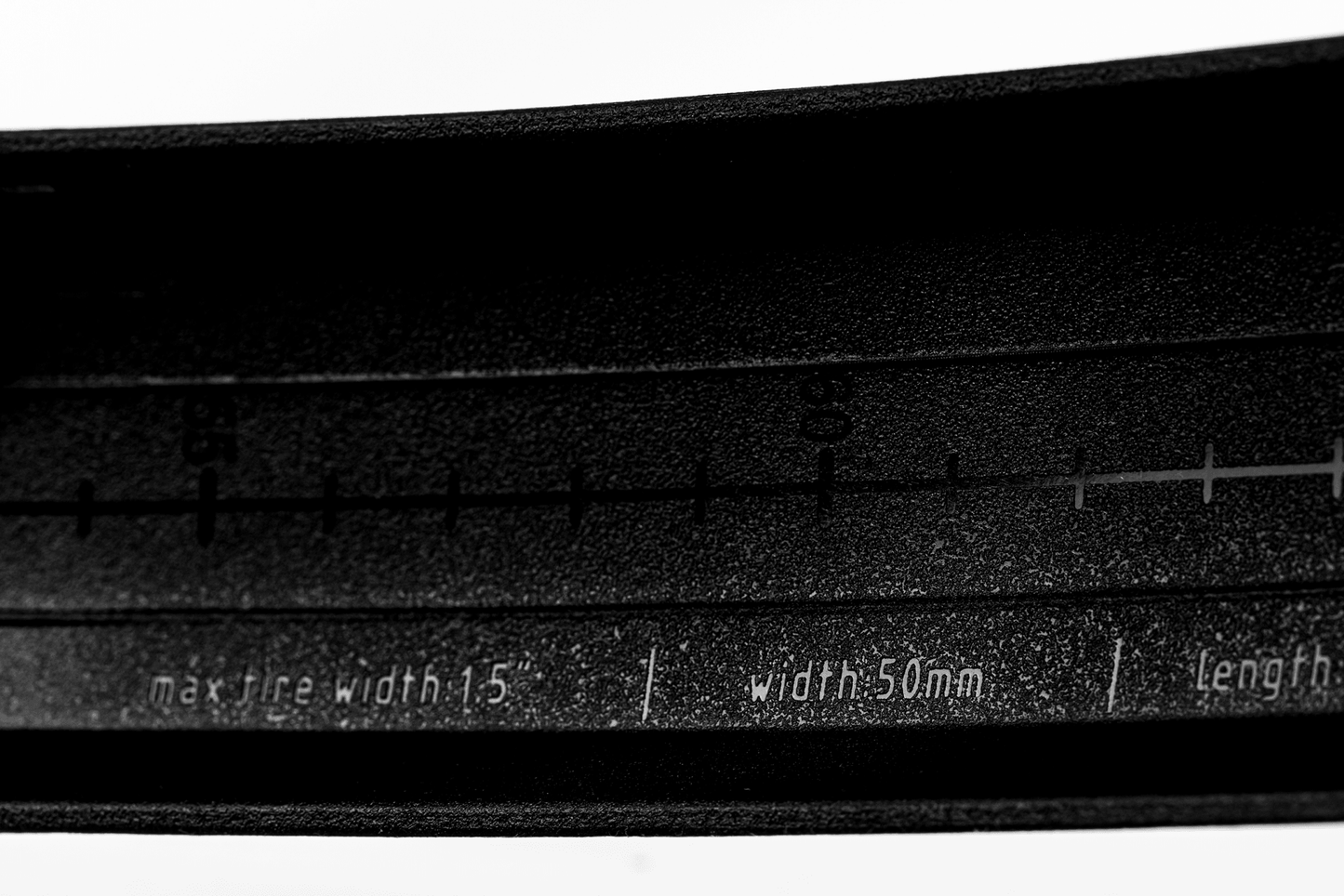 CUBE ACID MUDGUARD SET 50mm x 28" BB MOUNT 2.0