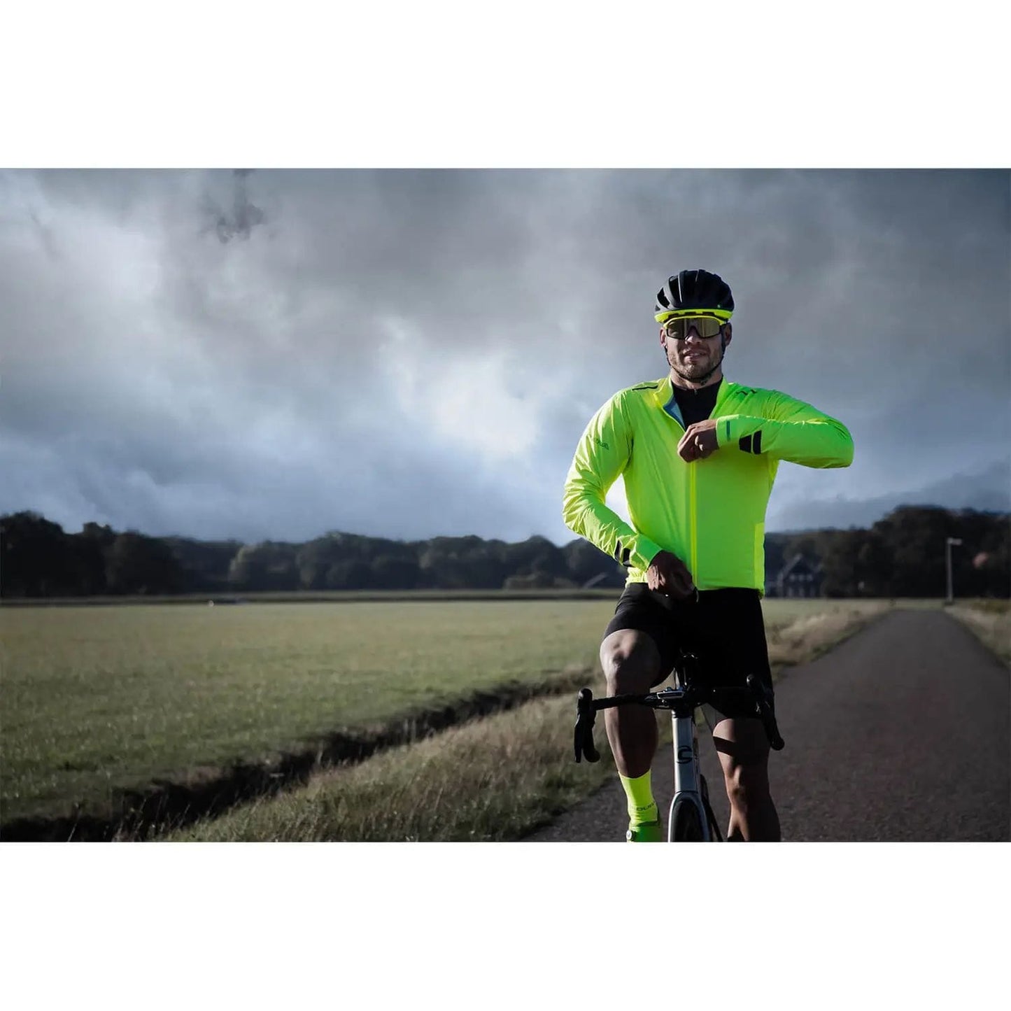 ENDURA PRO SL WATERPROOF SHELL JACKET - HI-VIZ YELLOW