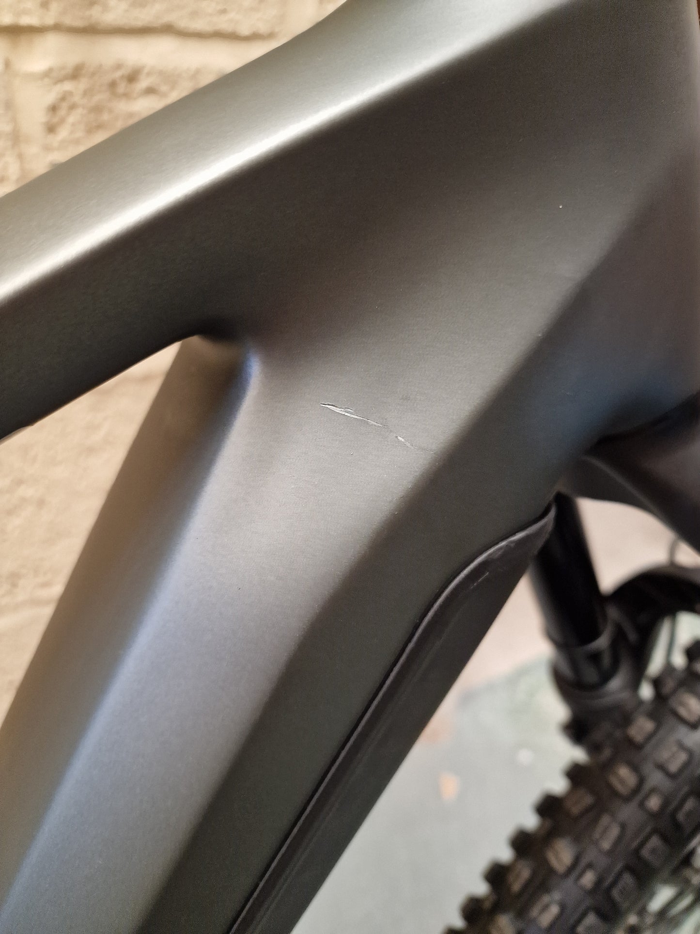CUBE STEREO HYBRID 160 HPC TM 750 e-MTB BIKE 2023 - FLASHGREY'N'OLIVE ** SCRATCHED**