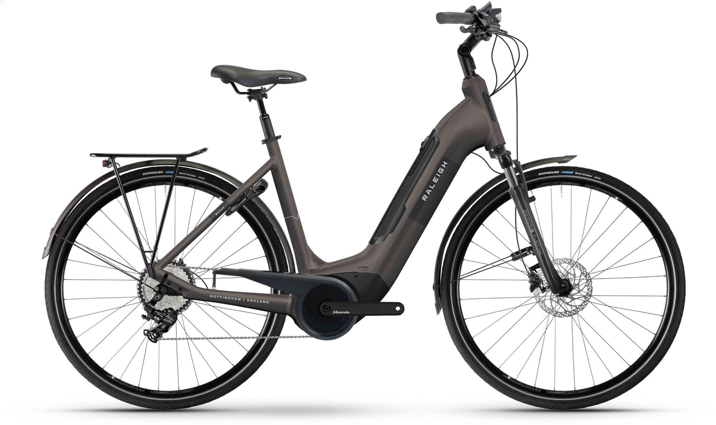 RALEIGH MOTUS TOUR LTD LOW STEP HYBRID eBIKE 2025 COFFEE