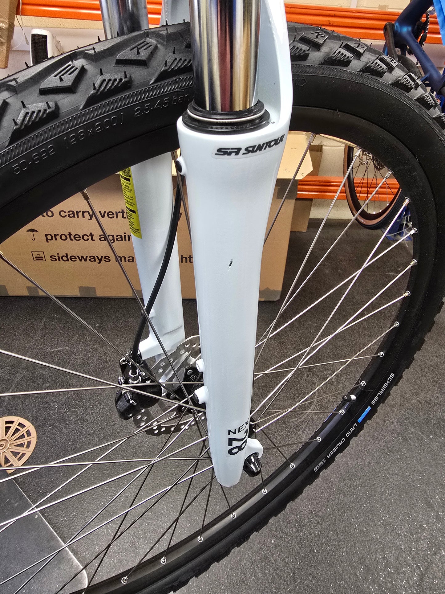 CUBE NATURE PRO HYBRID BIKE 2023 FROSTWHITE 'N' GREY **CHIPPED**