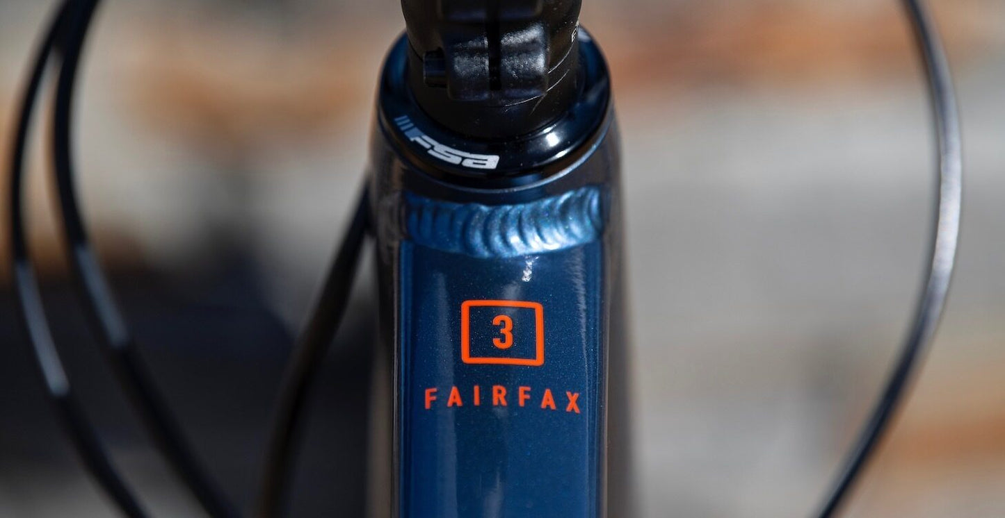 MARIN FAIRFAX 3 HYBRID BIKE 2025 GLOSS BLUE/ORANGE