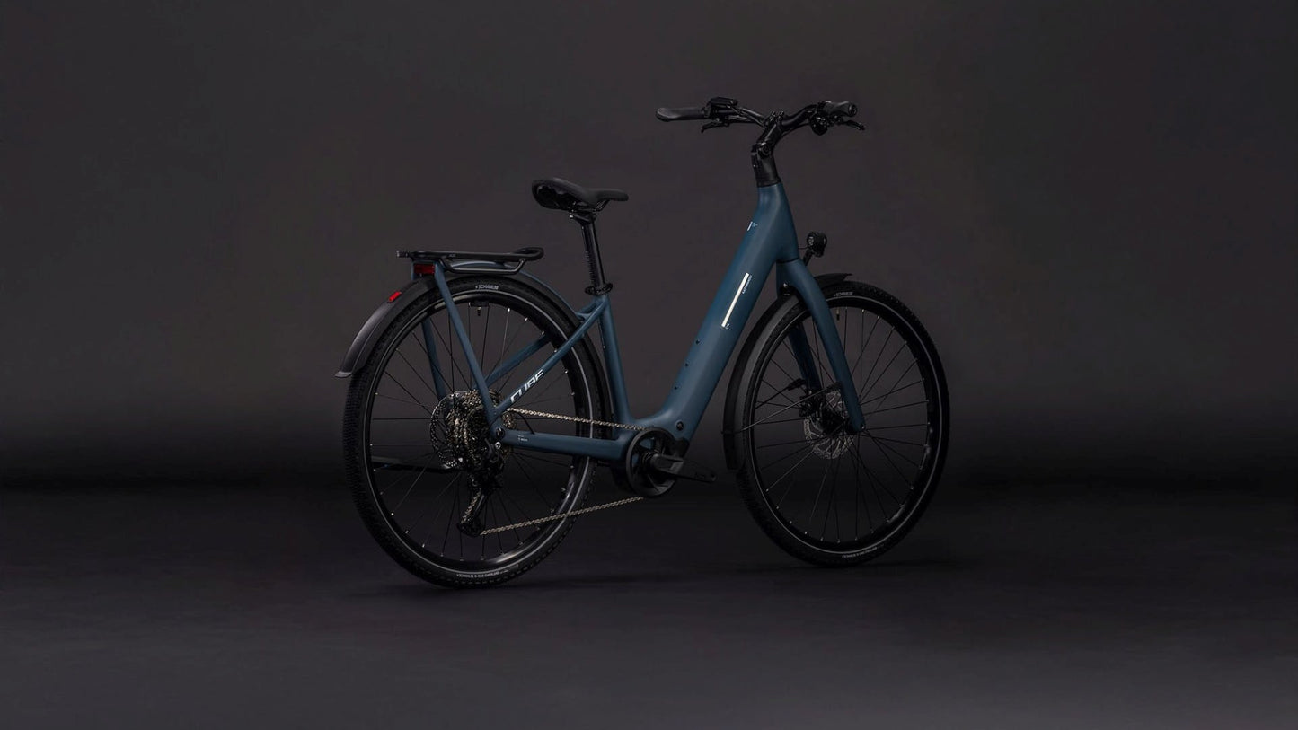 CUBE KATHMANDU HYBRID C:62 PRO 400X EASY-ENTRY eBIKE 2026 SPECTRALBLUE´ N ´PRISM