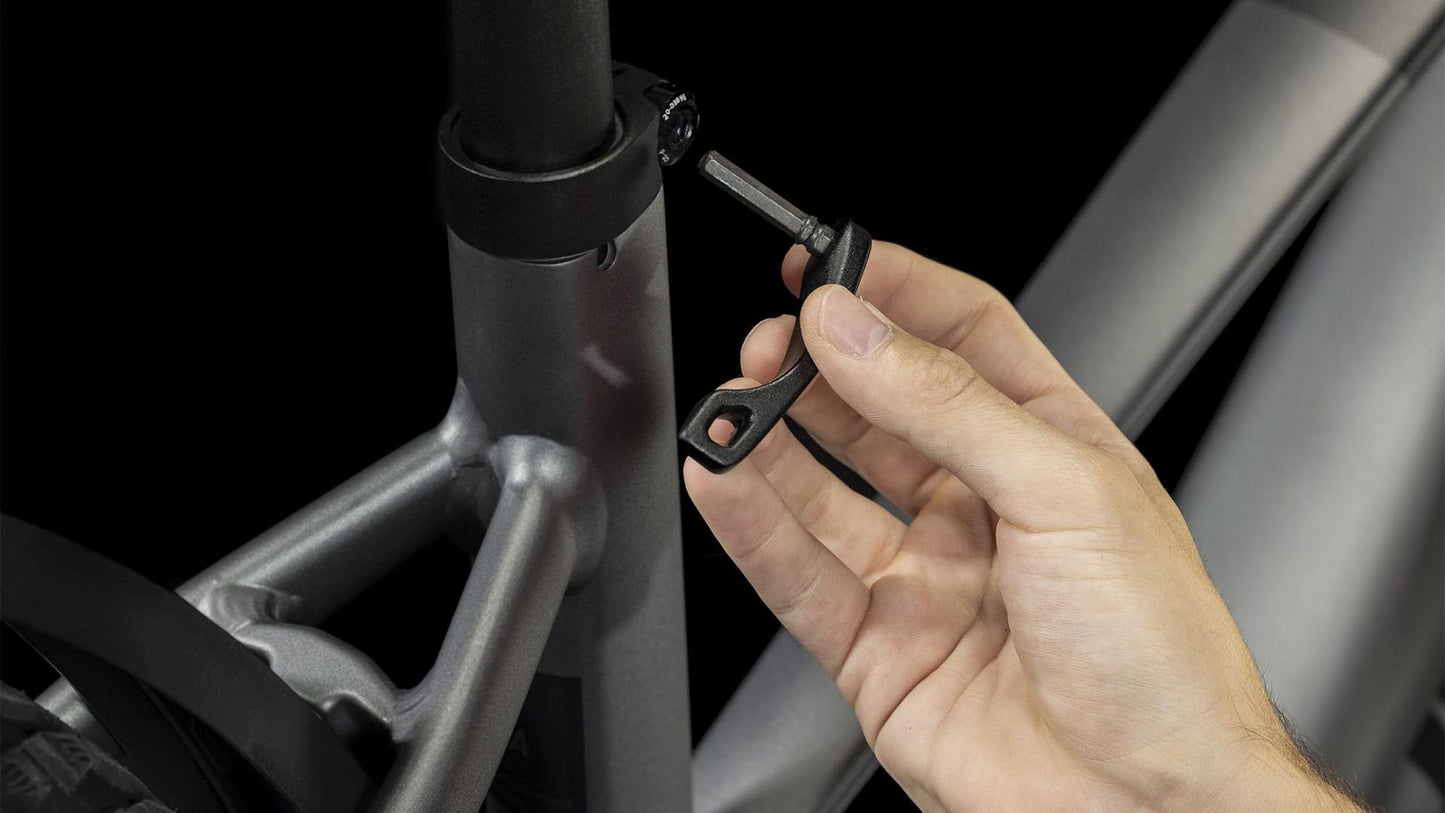 CUBE NURIDE HYBRID PERFORMANCE 625 ALLROAD LADY EBIKE 2023 GRAPHITE ´N´ BLACK