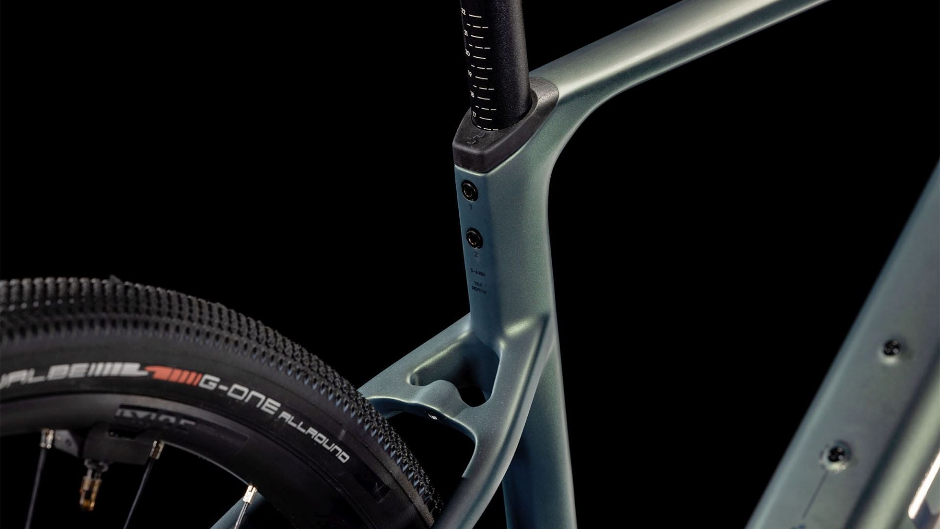 CUBE NULANE HYBRID C:62 RACE 400X GRAVEL eBIKE 2025 SAGEBUSHGREEN' N 'PRISM