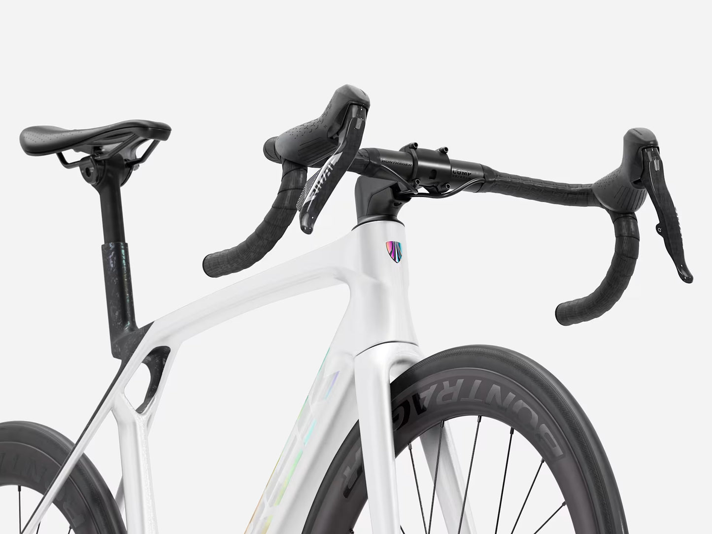 TREK MADONE SL 6 AXS GEN 8 ROAD BIKE 2026 GLOSS CRYSTAL WHITE/MATTE DEEP SMOKE