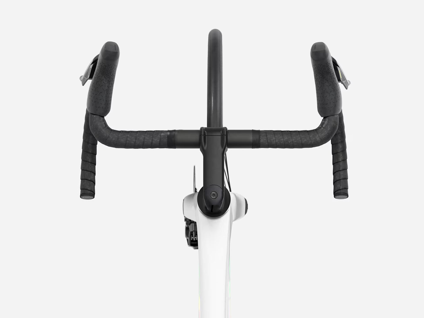 TREK MADONE SL 6 AXS GEN 8 ROAD BIKE 2026 GLOSS CRYSTAL WHITE/MATTE DEEP SMOKE