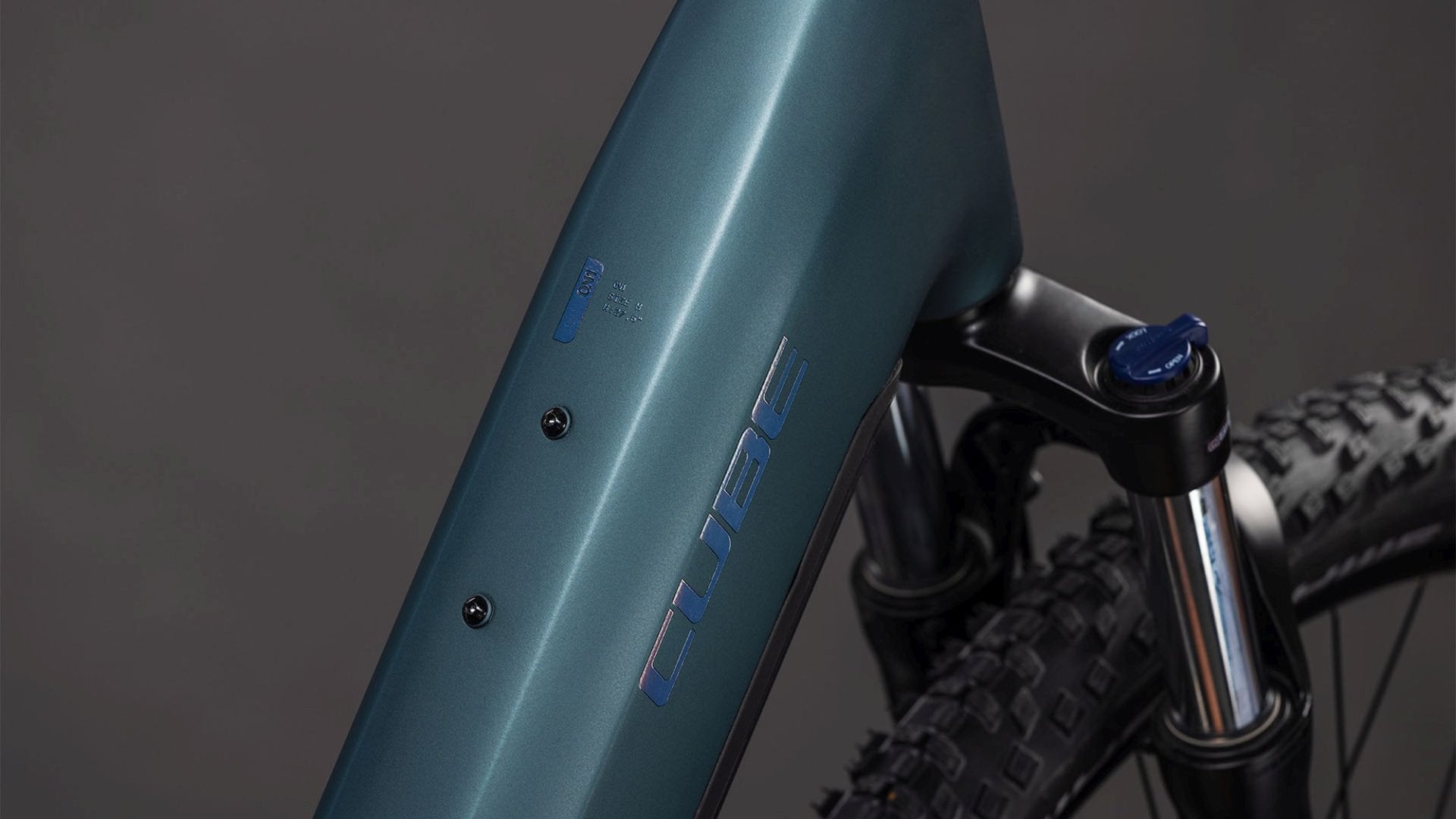 CUBE REACTION HYBRID ONE 600 EASY ENTRY eMTB BIKE 2026 ROYALGREEN' N 'PRISM