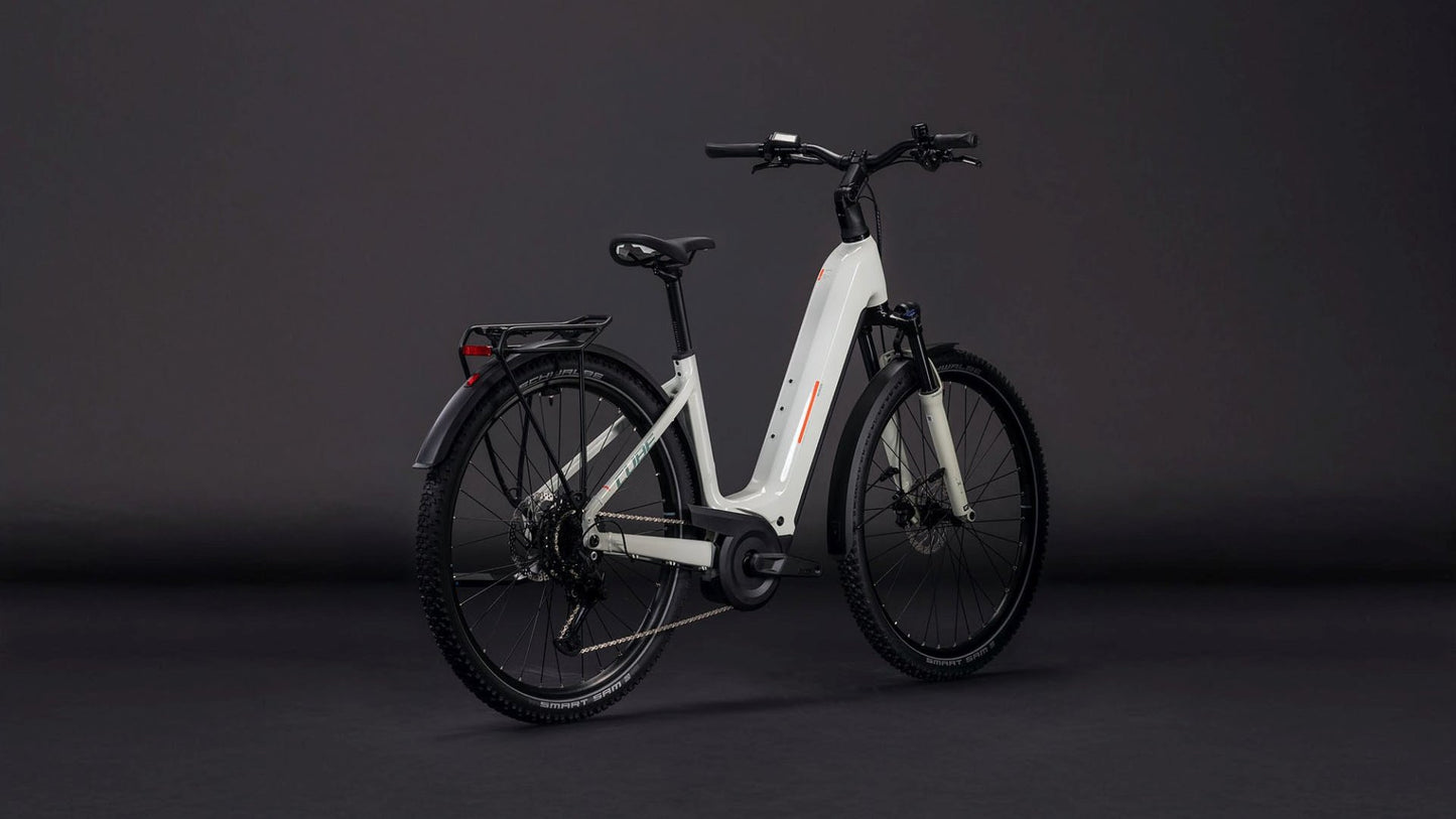 CUBE NURIDE HYBRID PERFORMANCE 600 EASY ENTRY eTREKKING BIKE 2026 DESERTSTONE' N 'GREY