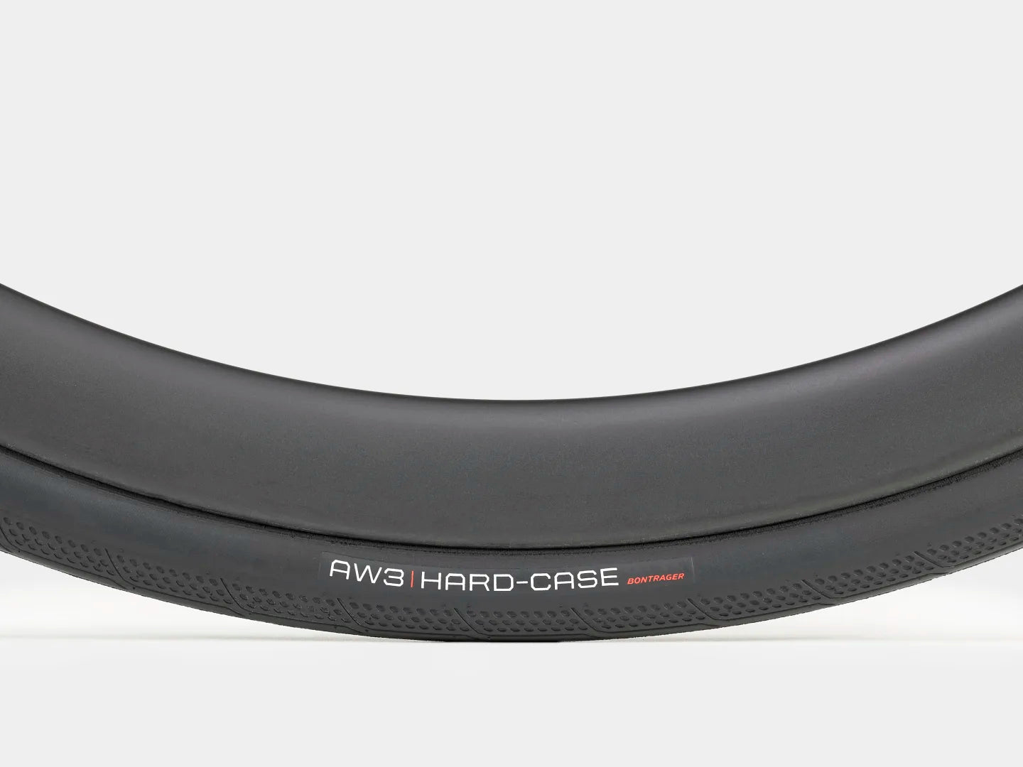 BONTRAGER AW3 HARD-CASE ROAD TYRE