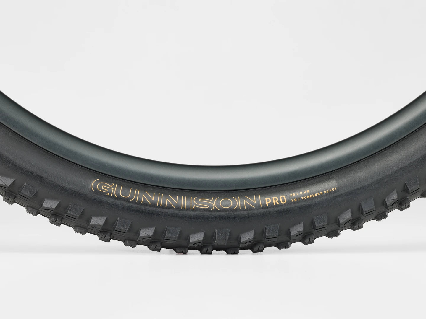 BONTRAGER GUNNISON PRO XR TLR 29x2.60 MTB TYRE