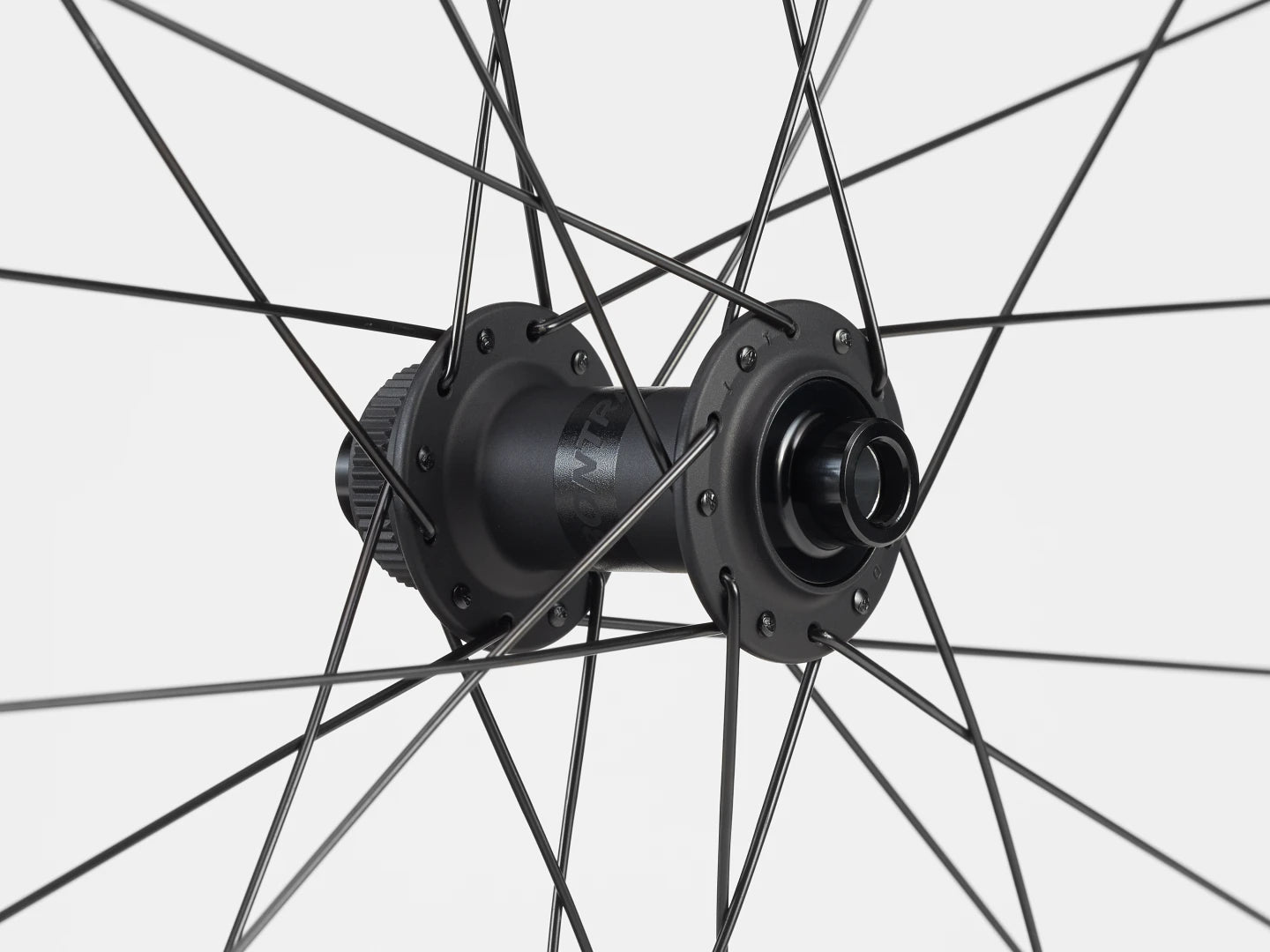 BONTRAGER PARADIGM COMP TLR DISC FRONT ROAD WHEEL