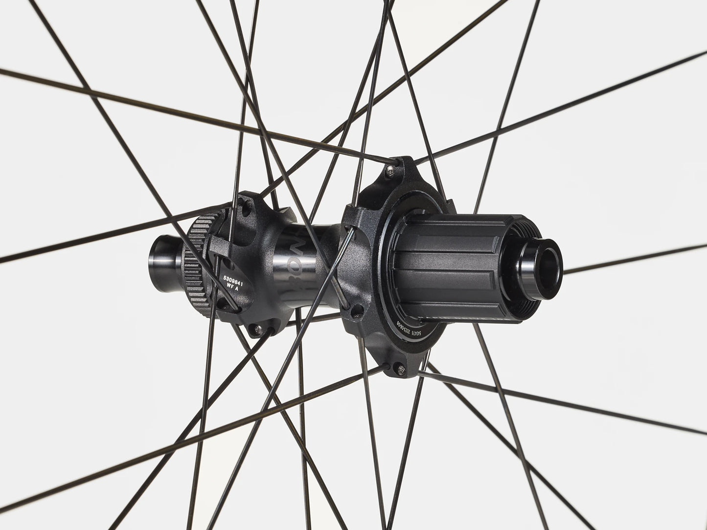 BONTRAGER PARADIGM PRO 30 TLR DISC REAR WHEEL