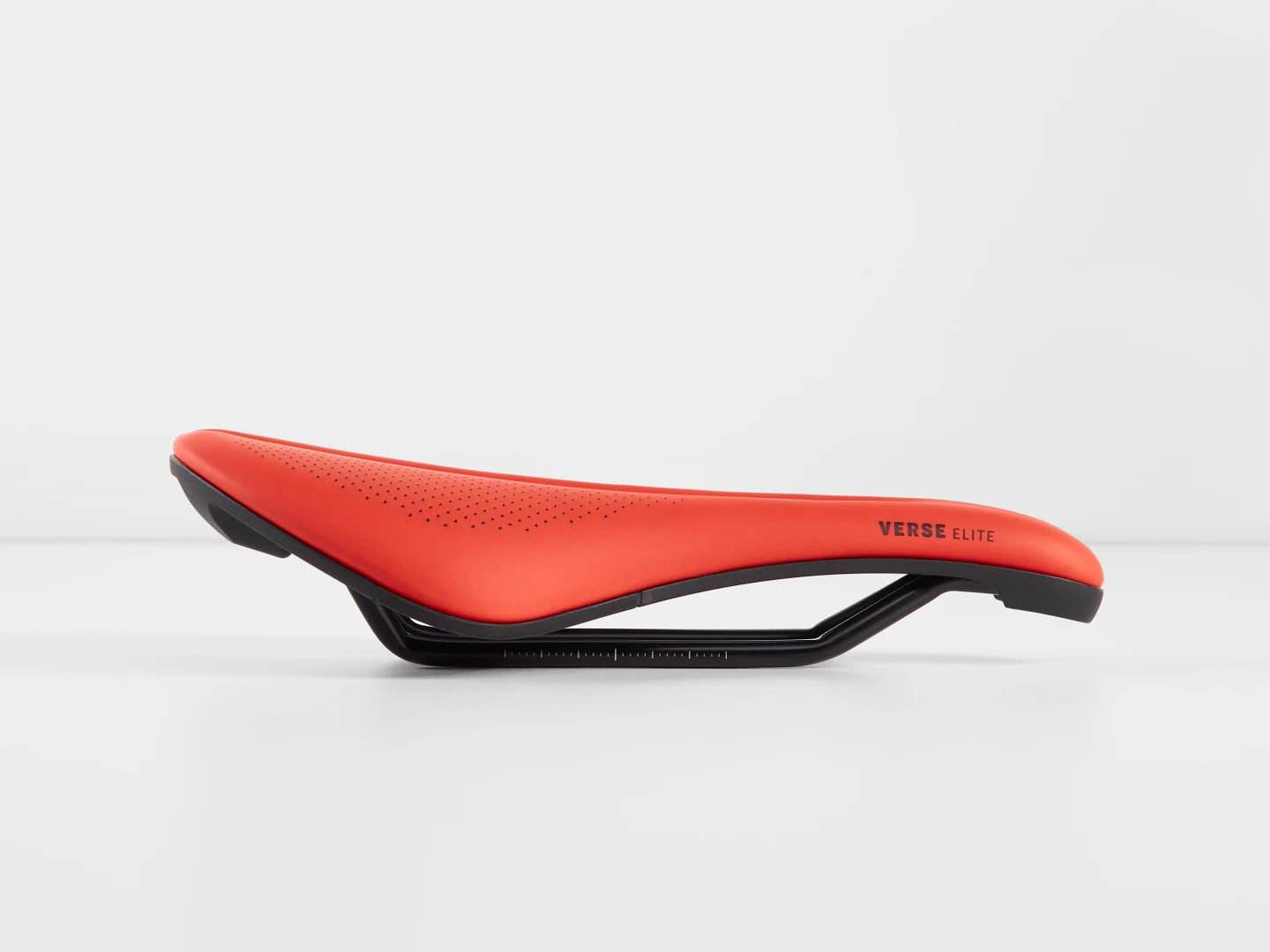 BONTRAGER VERSE SHORT ELITE BIKE SADDLE - RED