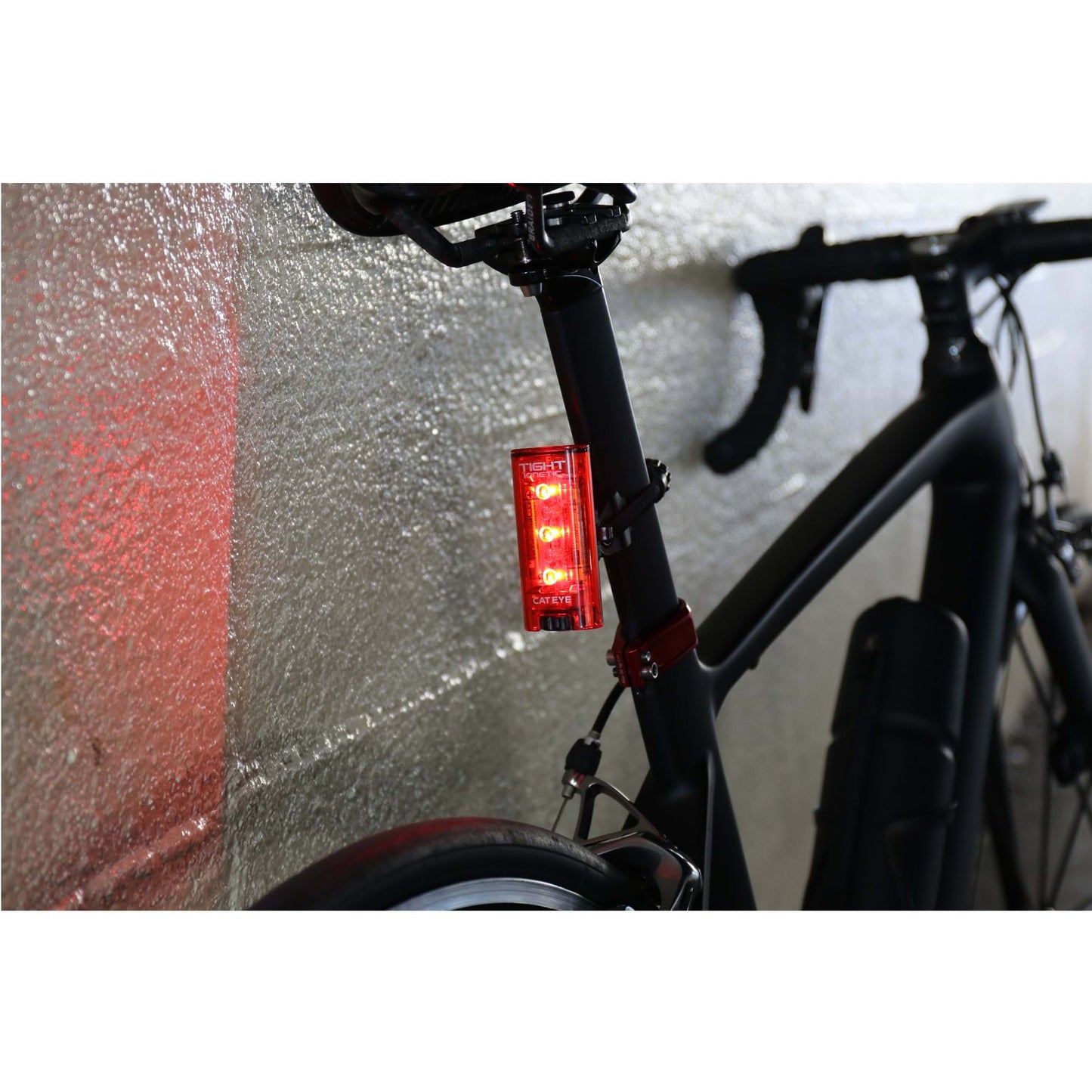 CATEYE TIGHT KINETIC REAR BIKE LIGHT