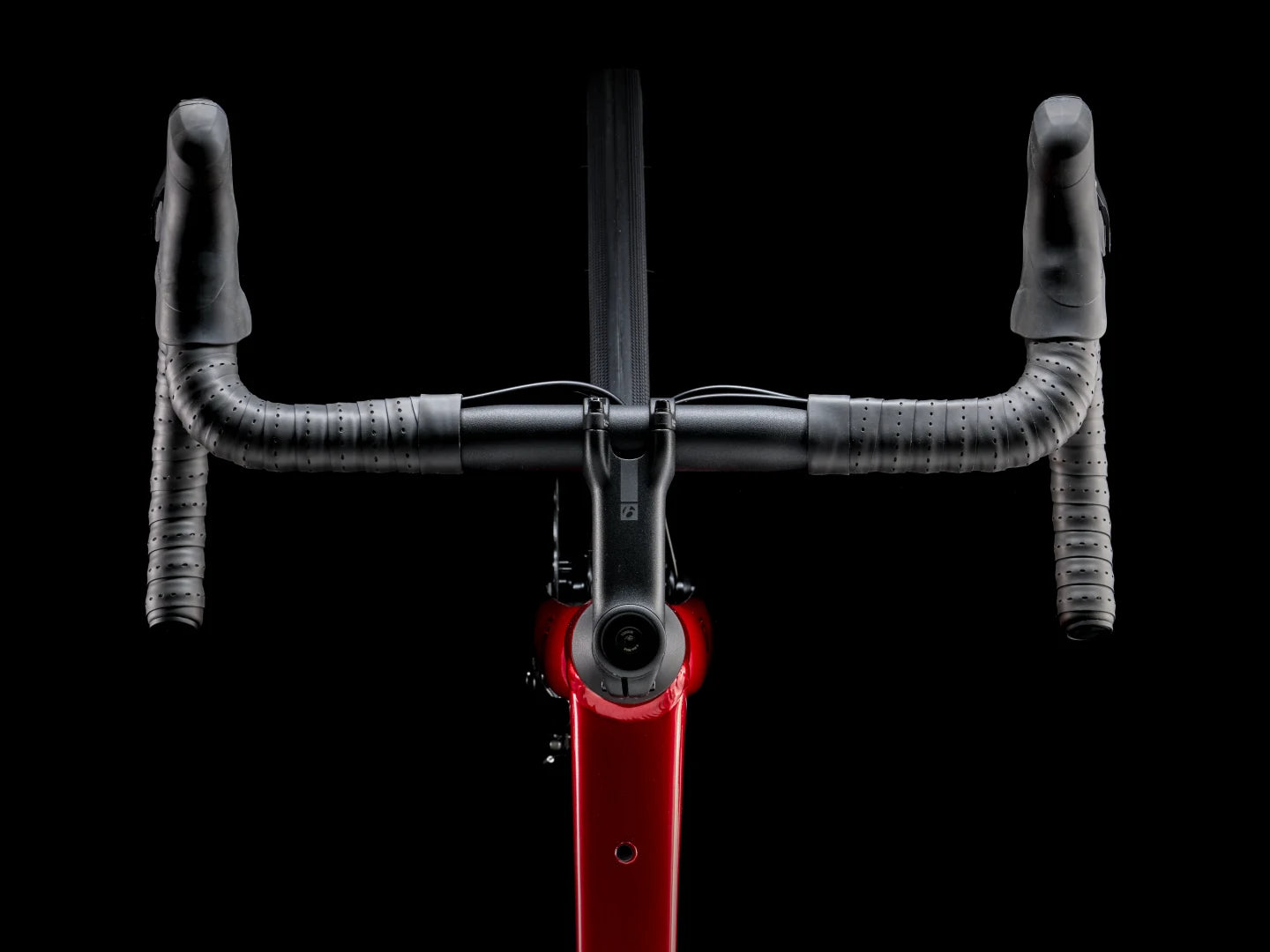TREK DOMANE AL 2 GEN 4 ROAD BIKE 2025 CRIMSON TO DARK CARMINE FADE - ONE OFF