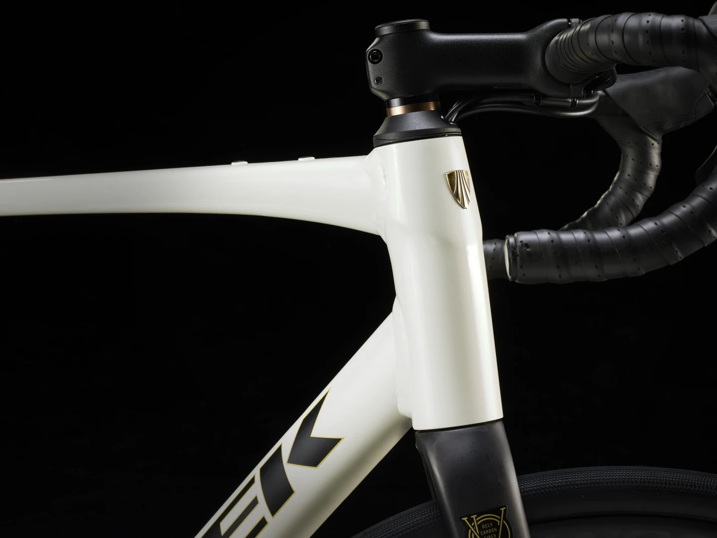 TREK DOMANE AL 4 GEN 4 DISC ROAD BIKE 2025 ERA WHITE - ONE OFF