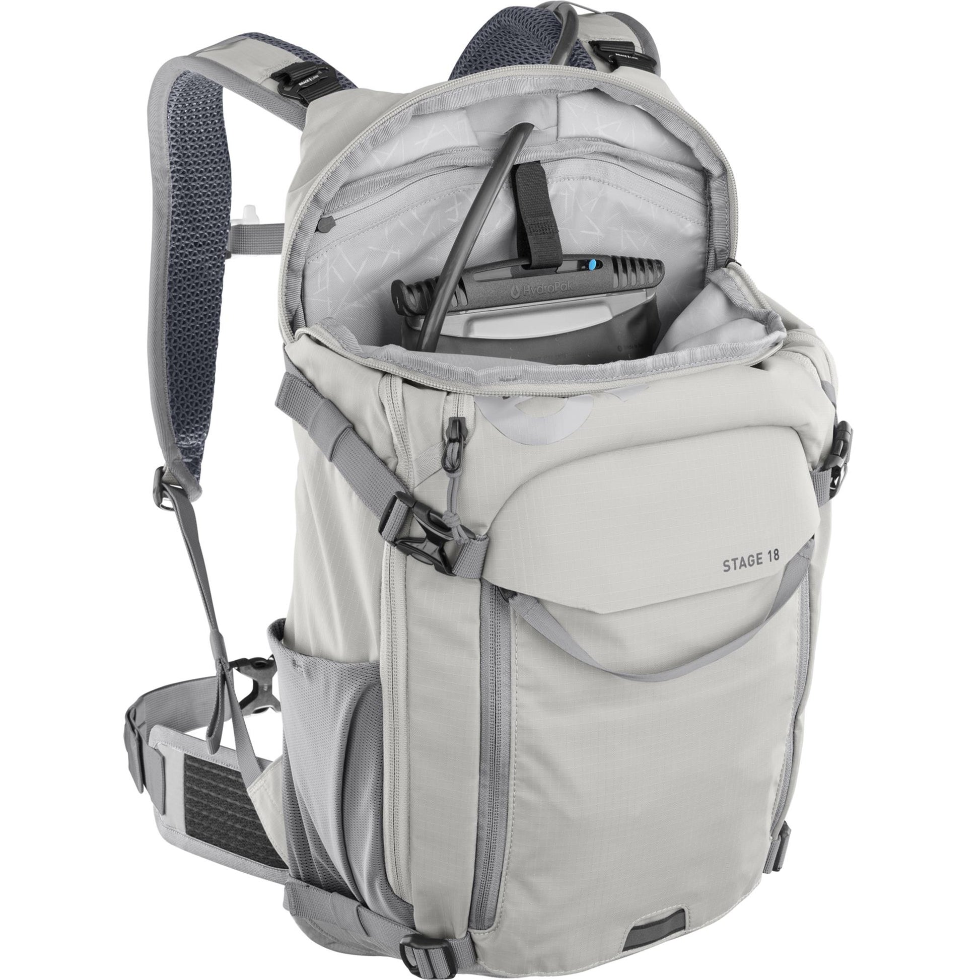 EVOC STAGE 18 MTB BACKPACK
