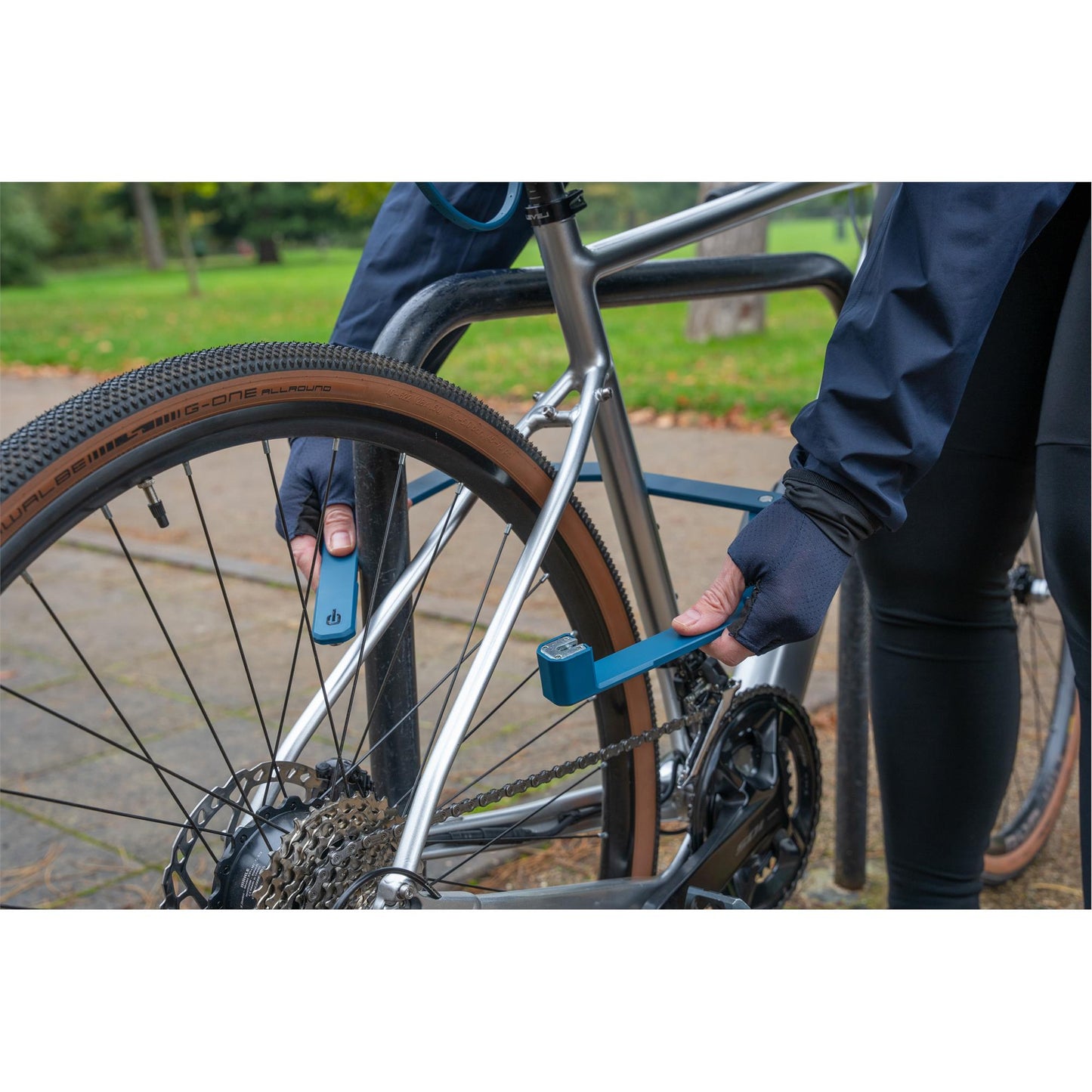 HIPLOK SWITCH FOLDING LOCK