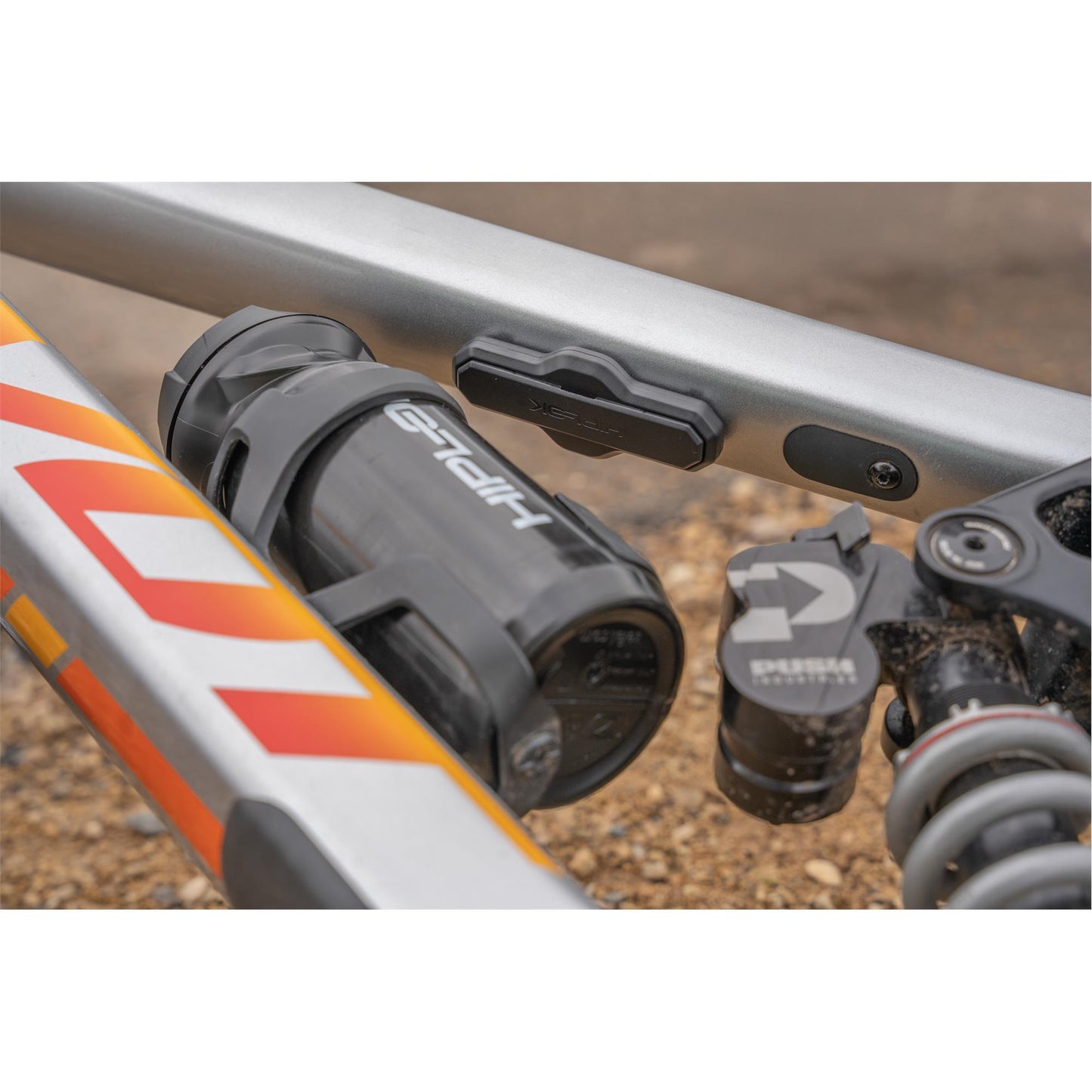 HIPLOK TRACK WITH ZLOK BRACKET