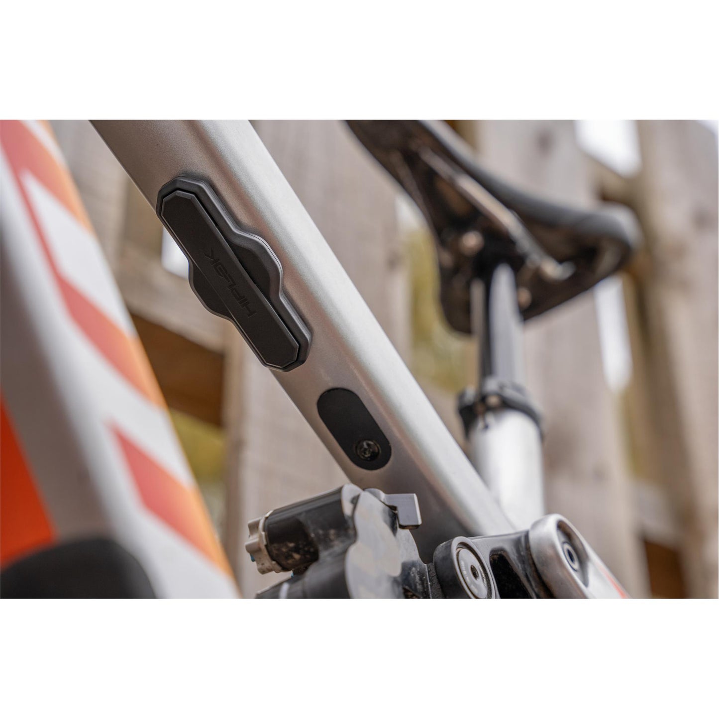 HIPLOK TRACK WITH ZLOK BRACKET