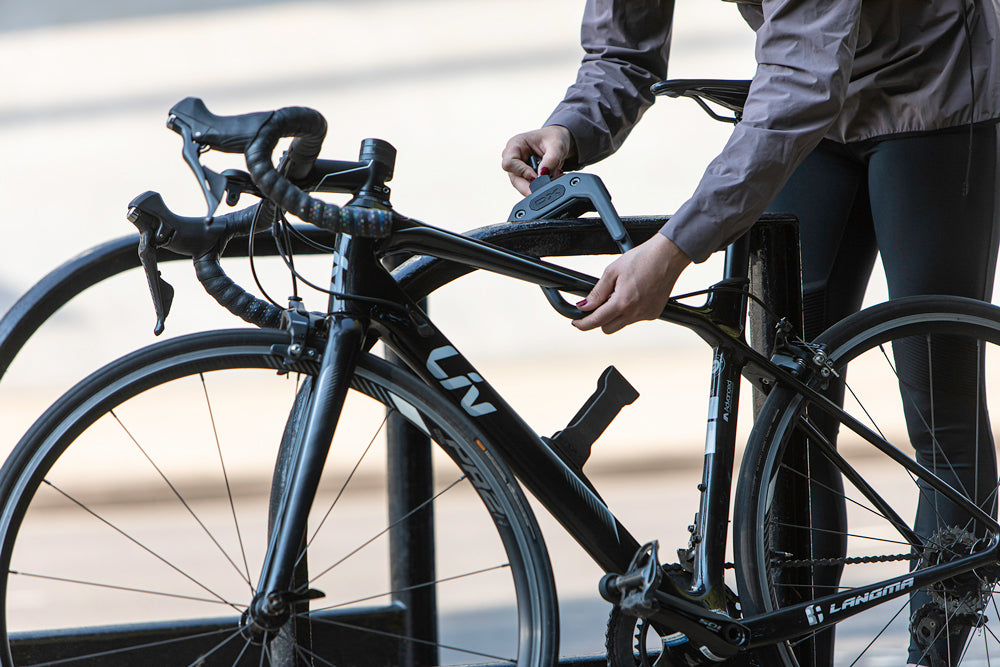 HIPLOK DX AND FRAME BRACKET U-LOCK + FRAME HOLDER