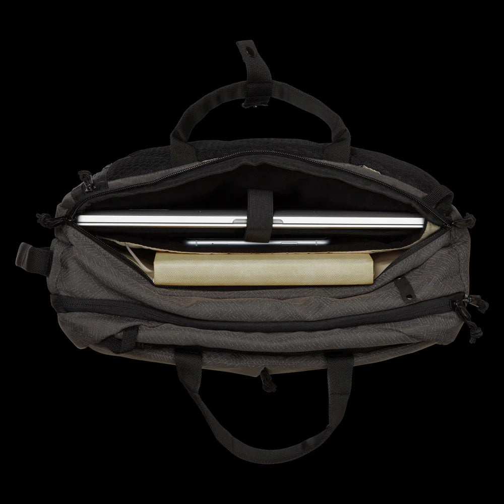 ALTURA GRID TRAVEL BAG