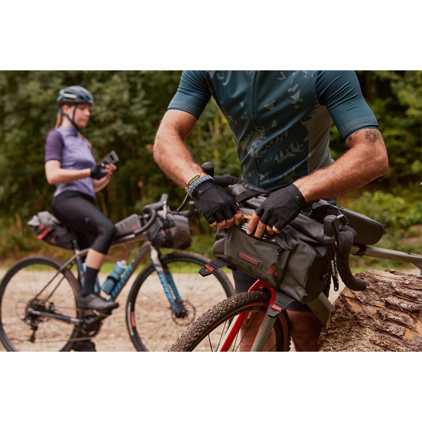 ALTURA VORTEX WATERPROOF 7L CYCLING HANDLEBAR BAG