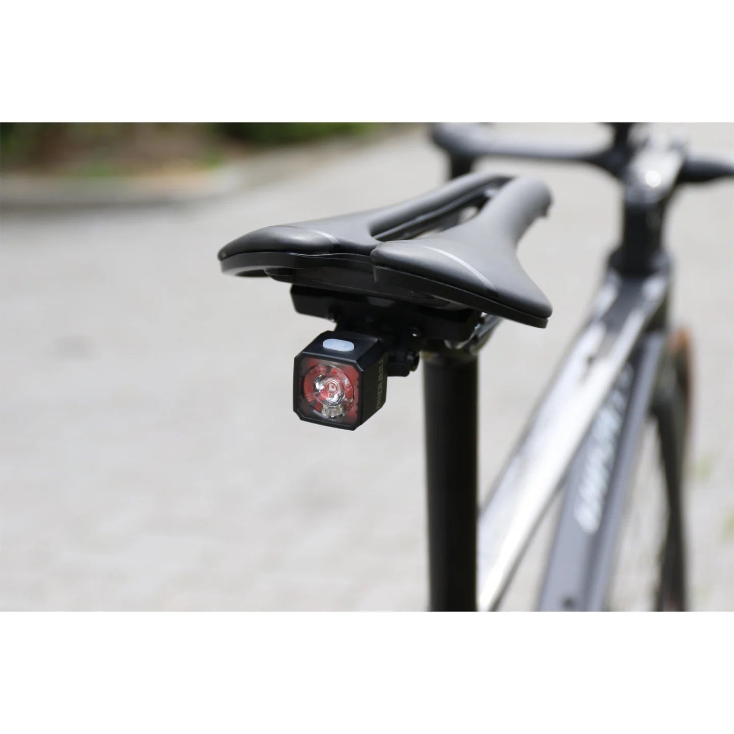 CATEYE NANO 60 REAR BIKE LIGHT