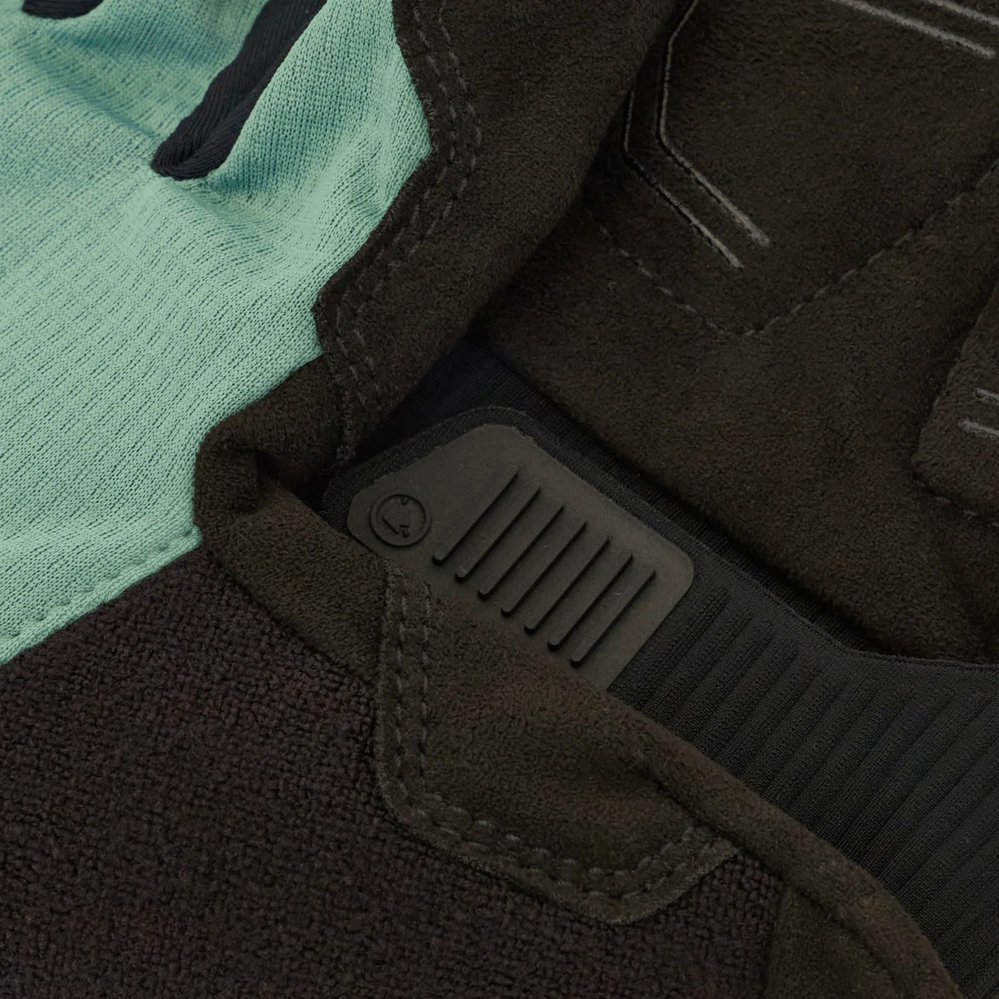 ENDURA LOOP FULL FINGER GLOVES SAGE GREEN