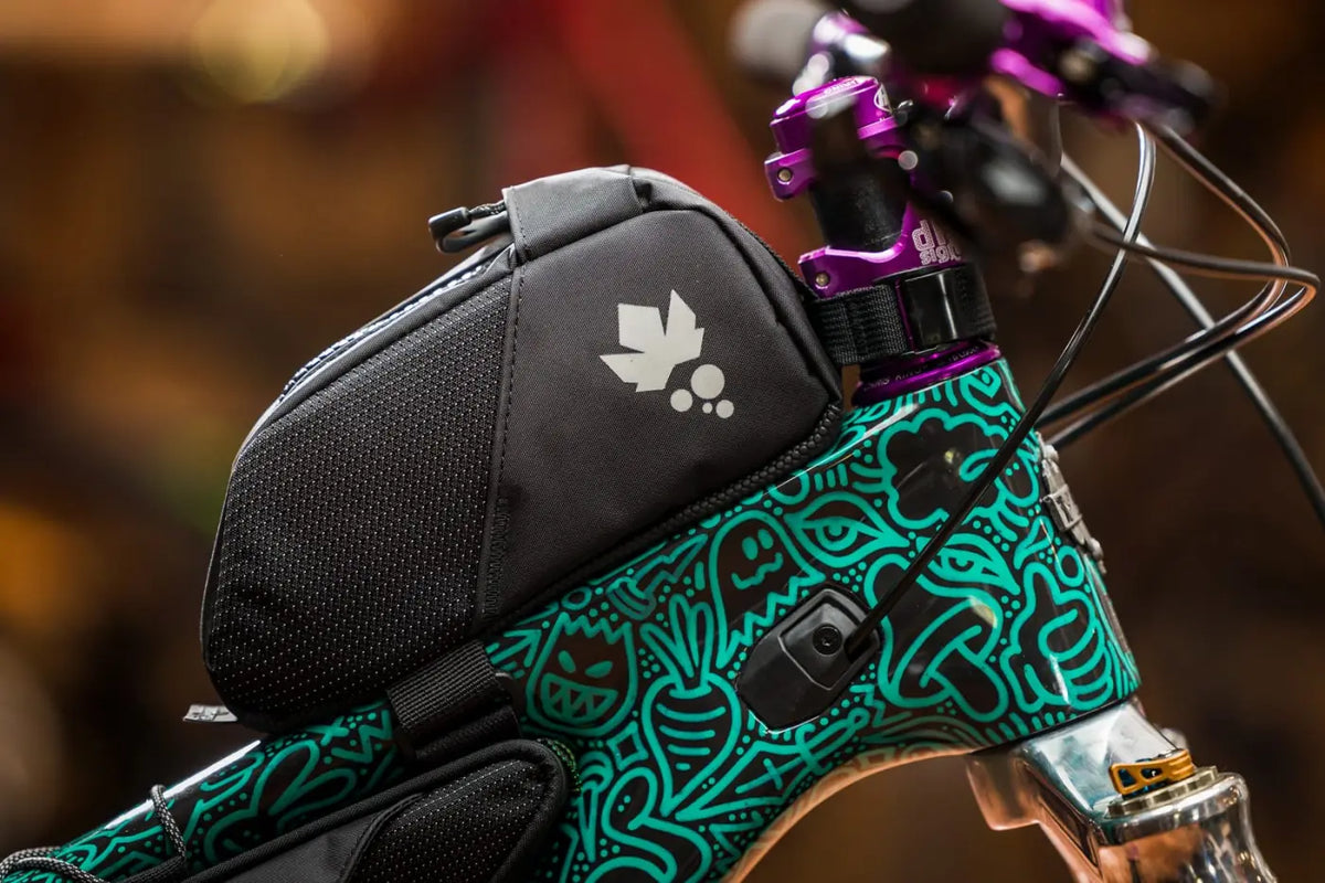 MISS GRAPE NODE ROAD TOP TUBE BAG