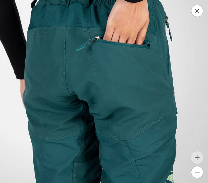 ENDURA WOMEN'S HUMMVEE ¾ SHORT WITH LINER DEEP TEAL