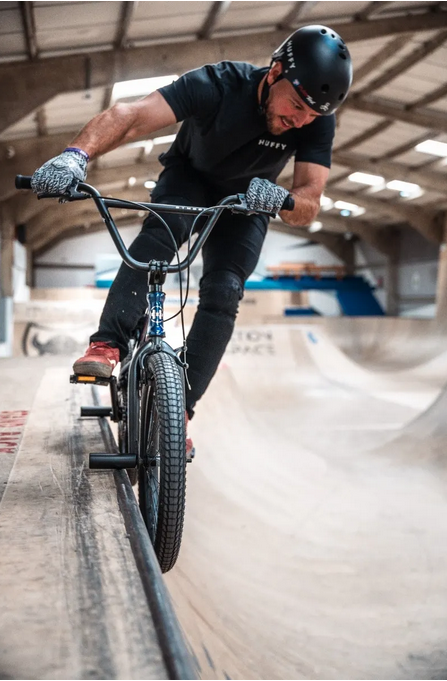 HUFFY SYMBOL FREESTYLE 20" BMX BIKE GLOSS NAVY