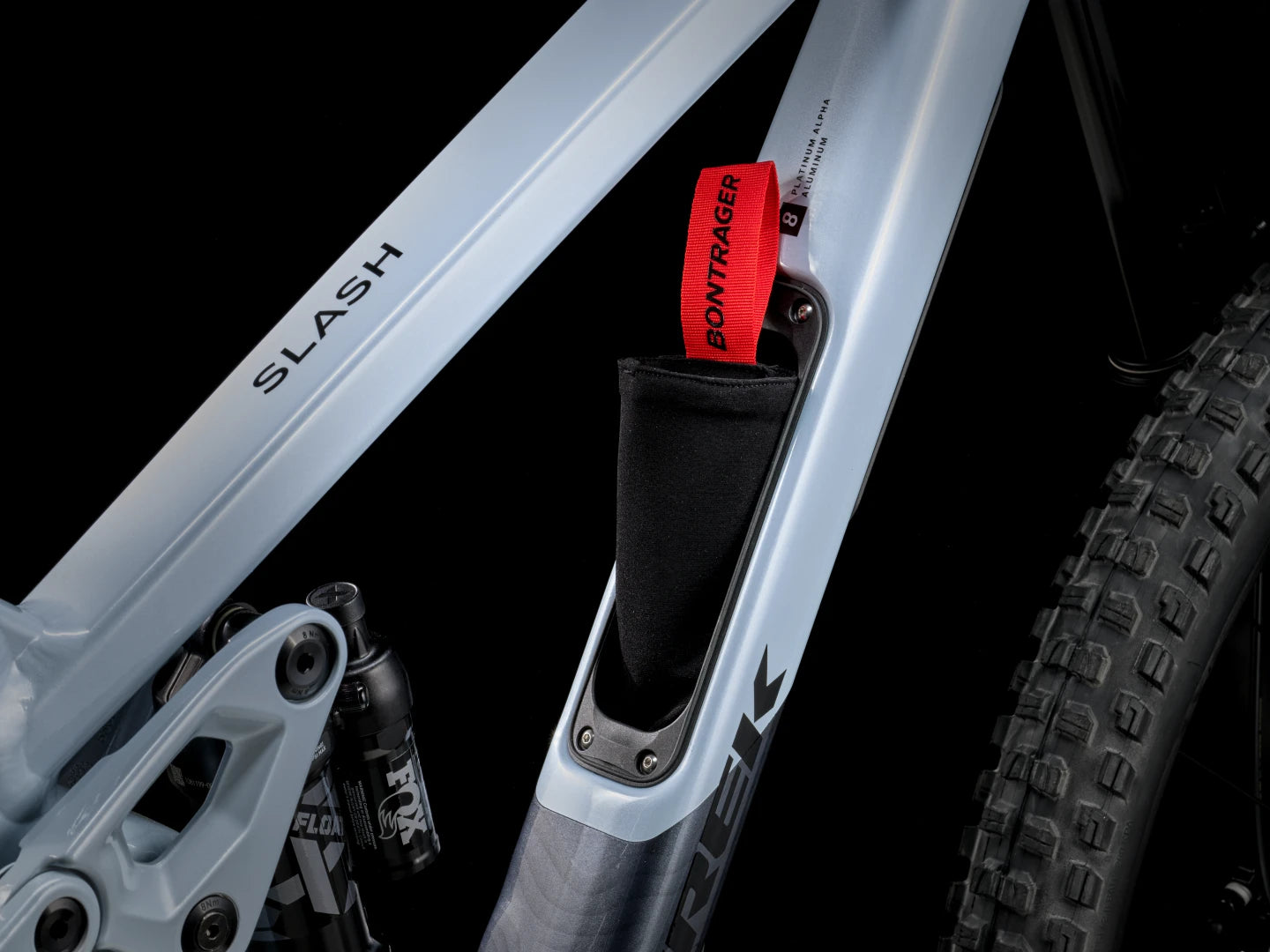 TREK SLASH 8 GEN 6 MTB BIKE 2025 PLASMA GREY PEARL