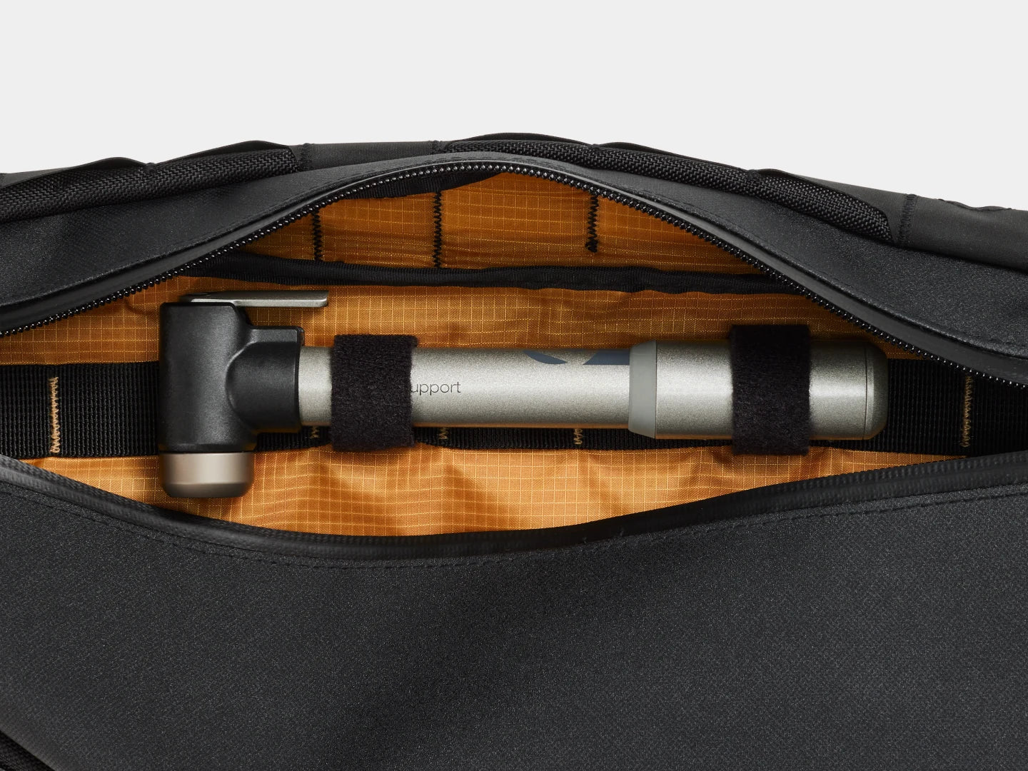 BONTRAGER ADVENTURE BOSS FULL FRAME BAG  3.8 LITRE