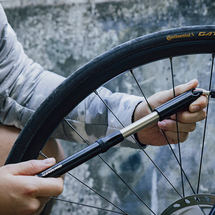 BLACKBURN AIRSTIK CO2 MINI-PUMP