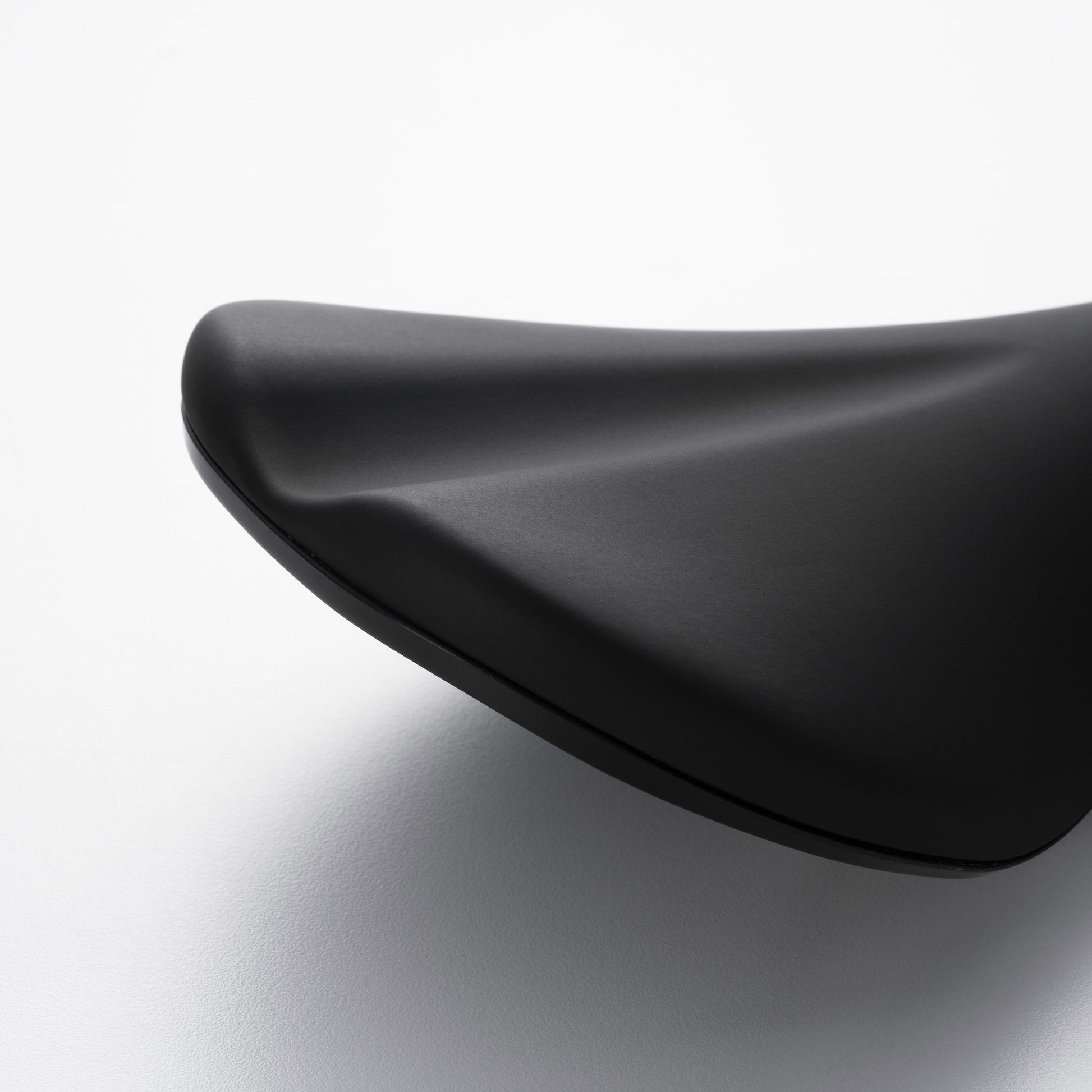 FABRIC SCOOP SPORT RADIUS SADDLE